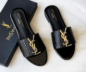 Croco-dile In 2 AmazingColours - Breakin.pk