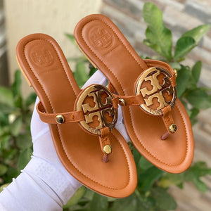 EMMA BROWN - Breakin.pk