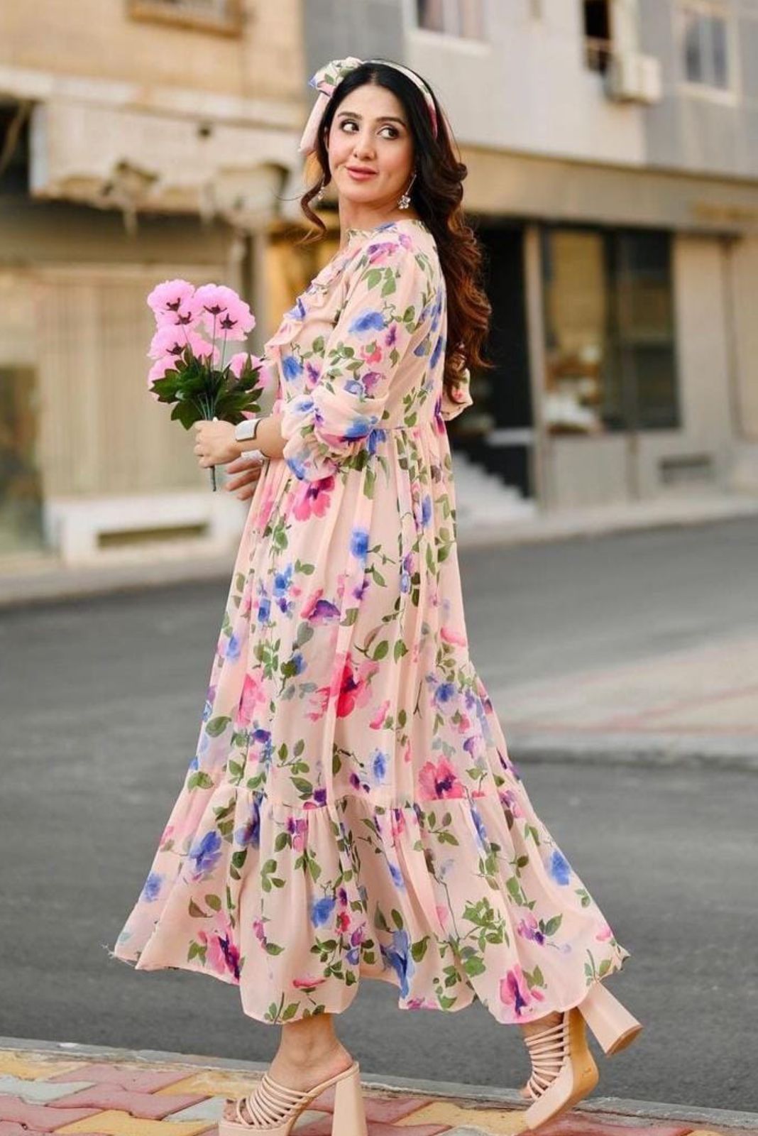 PASTEL PEACH FLORAL MAXI CHIFFON DRESS INNER ATTACHED
