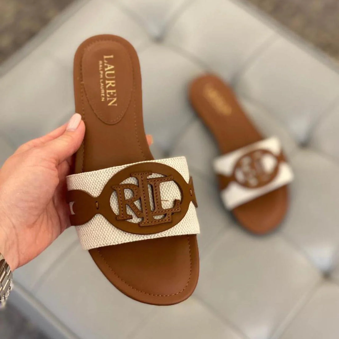 Flat Slippers