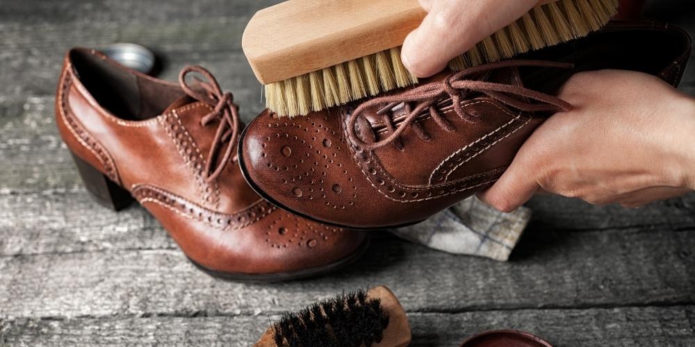 Clean Flat Slippers