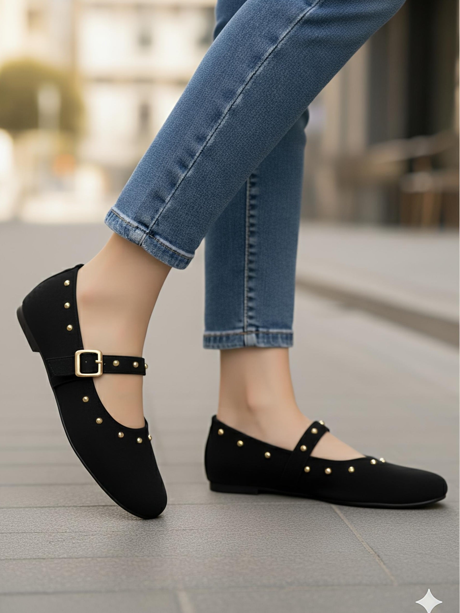 Lea Suede - Black