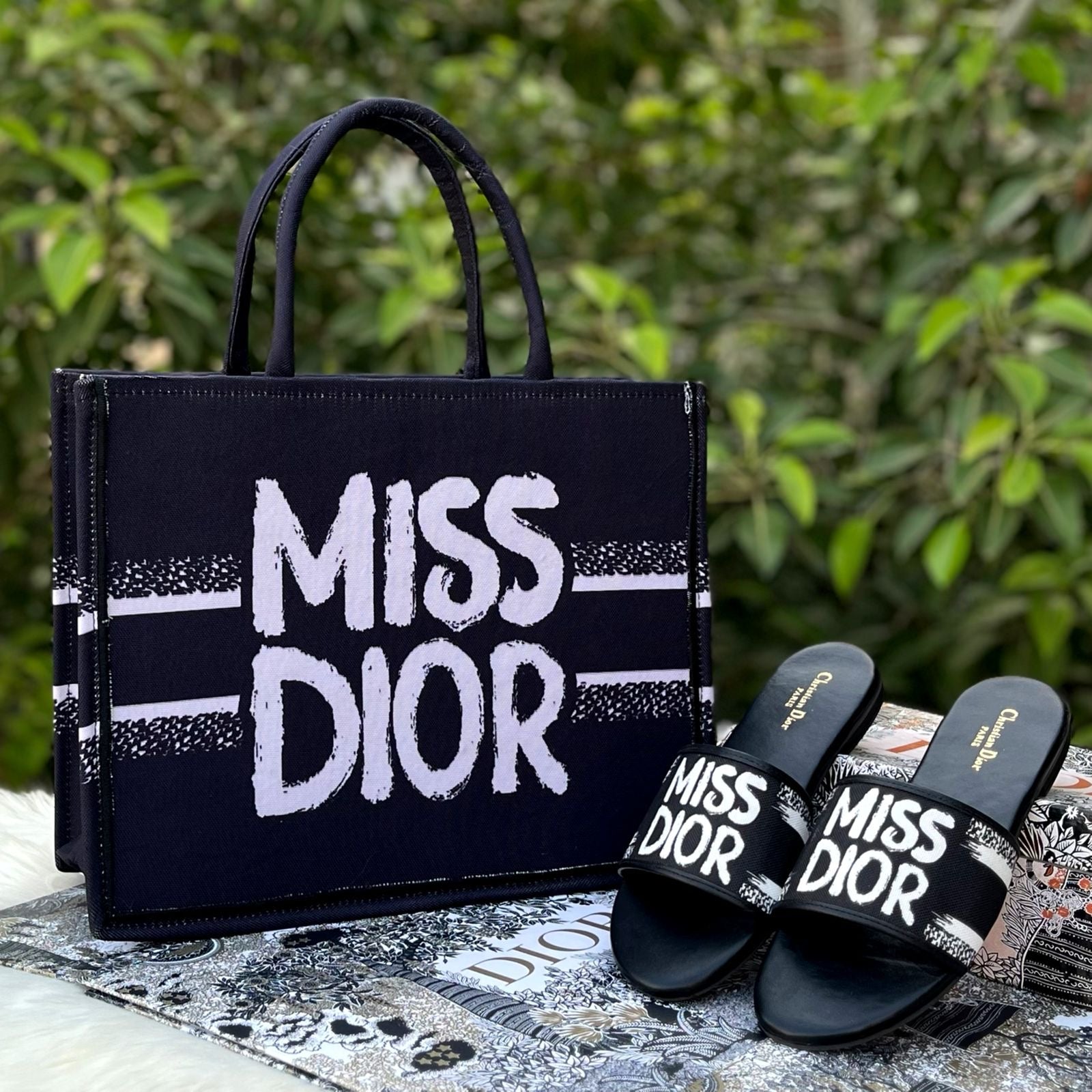Miss Combo - Plain Black