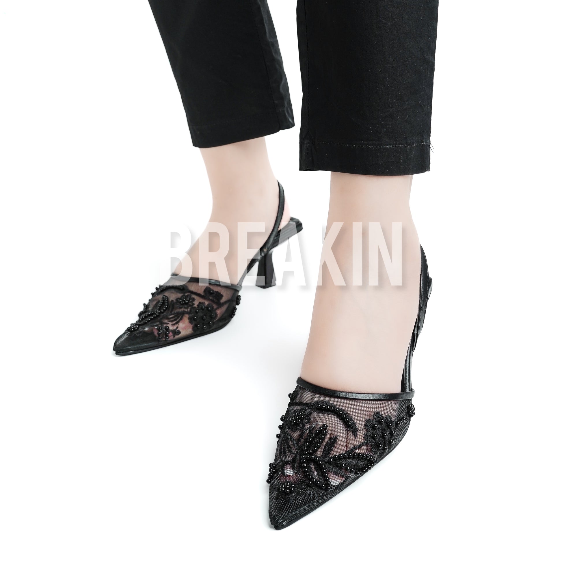 Wren Pearl Embroidery Black