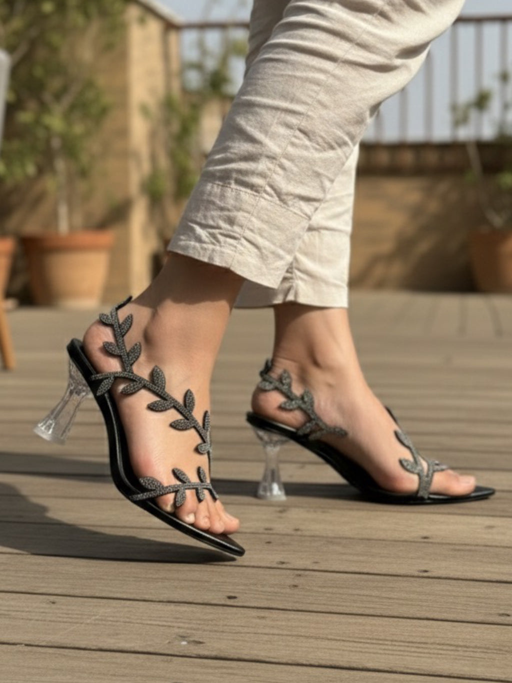 Leaf Embellished - Black