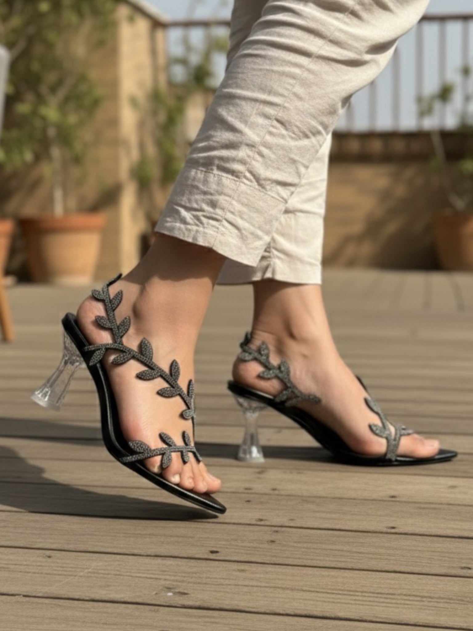 Leaf Embellished - Black