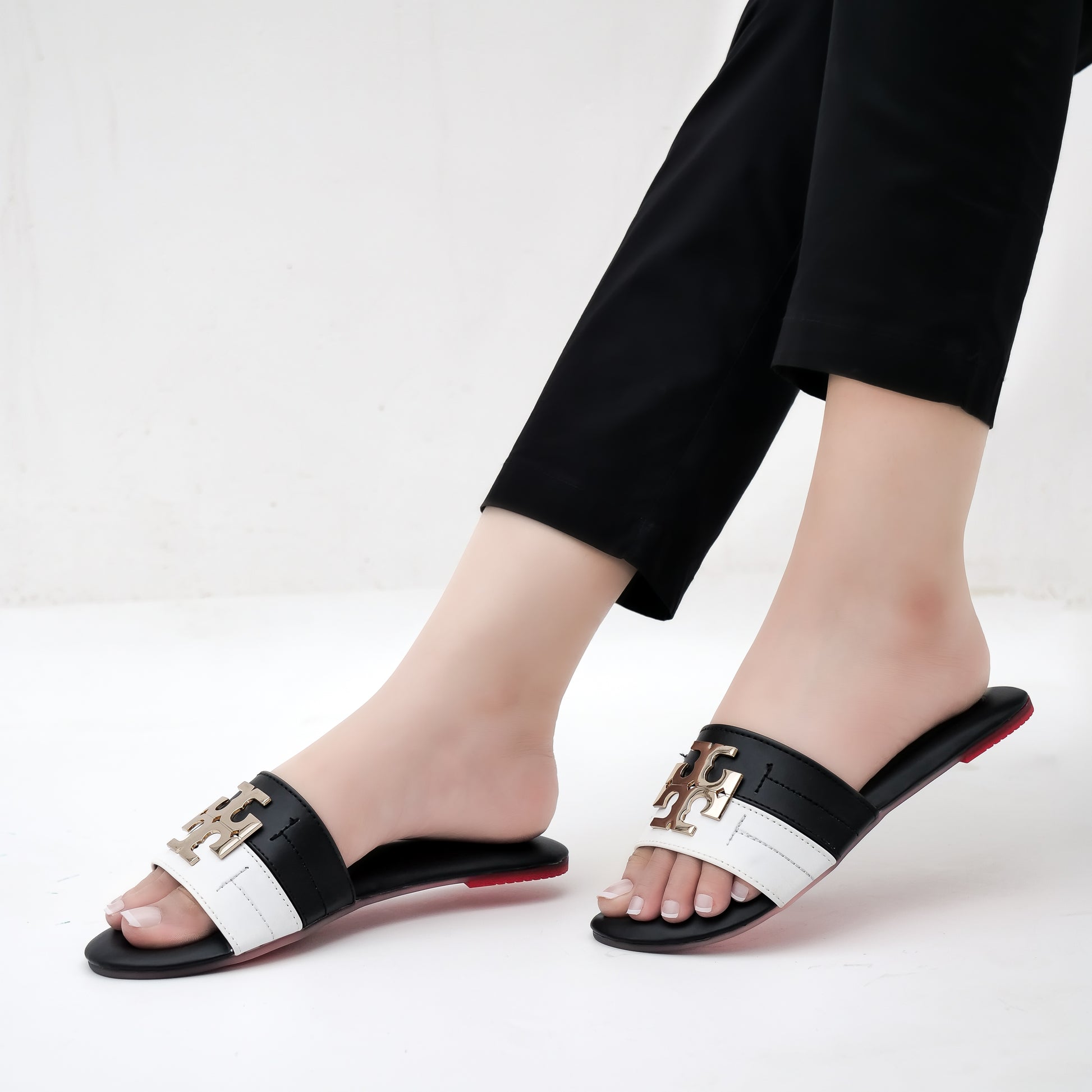 Comfy - Black