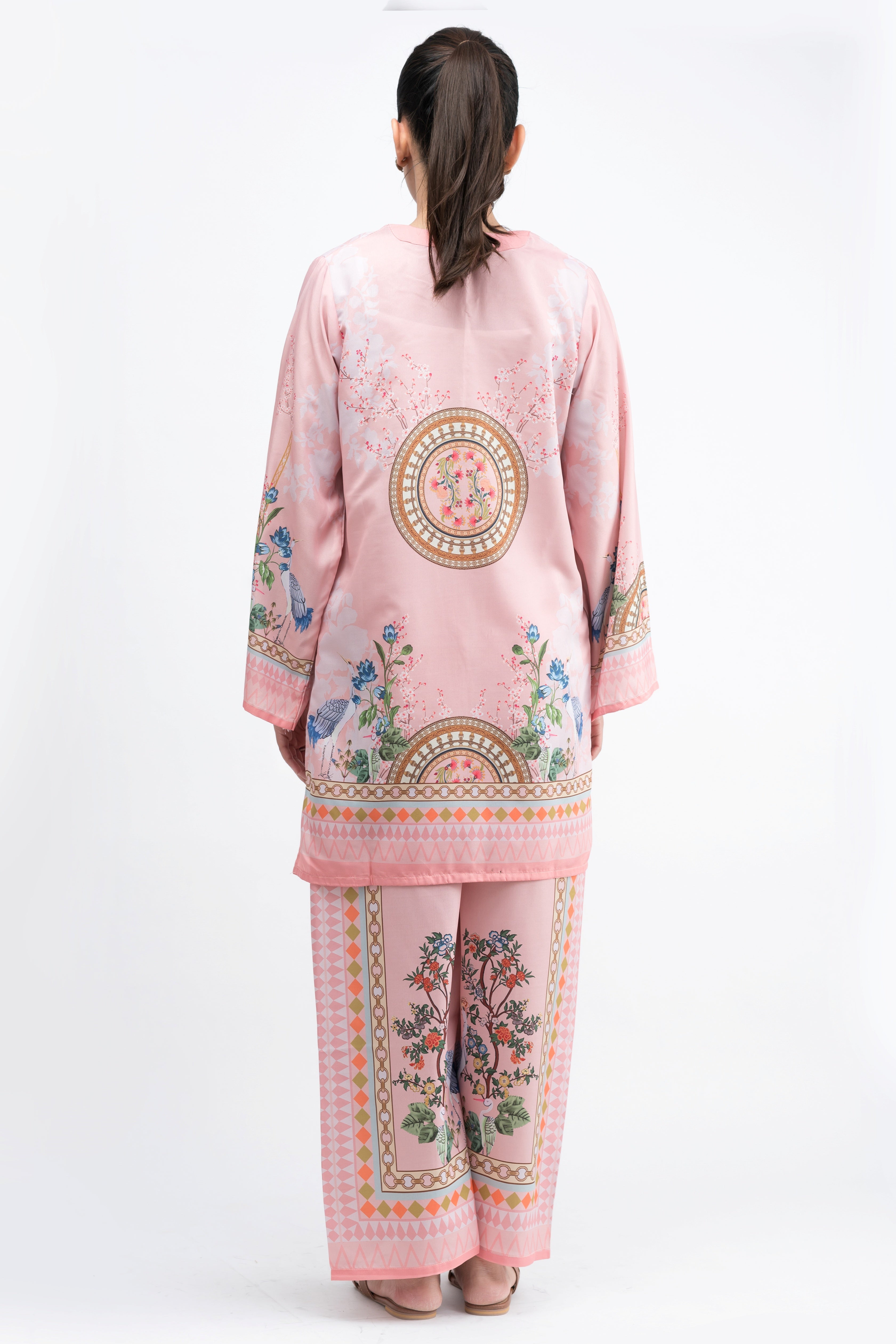 BUBLE GUM PRINTED CREPE LAWN CO-ORD SET