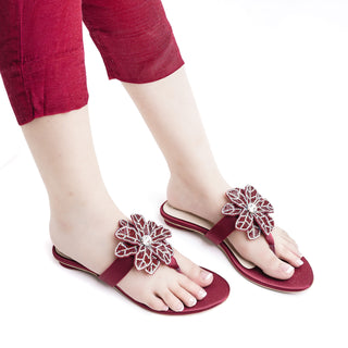 Nina Maroon