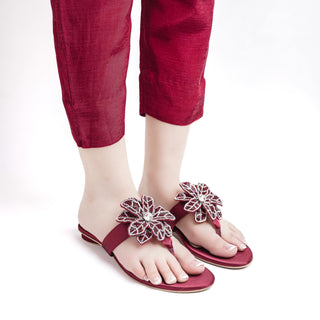 Nina Maroon