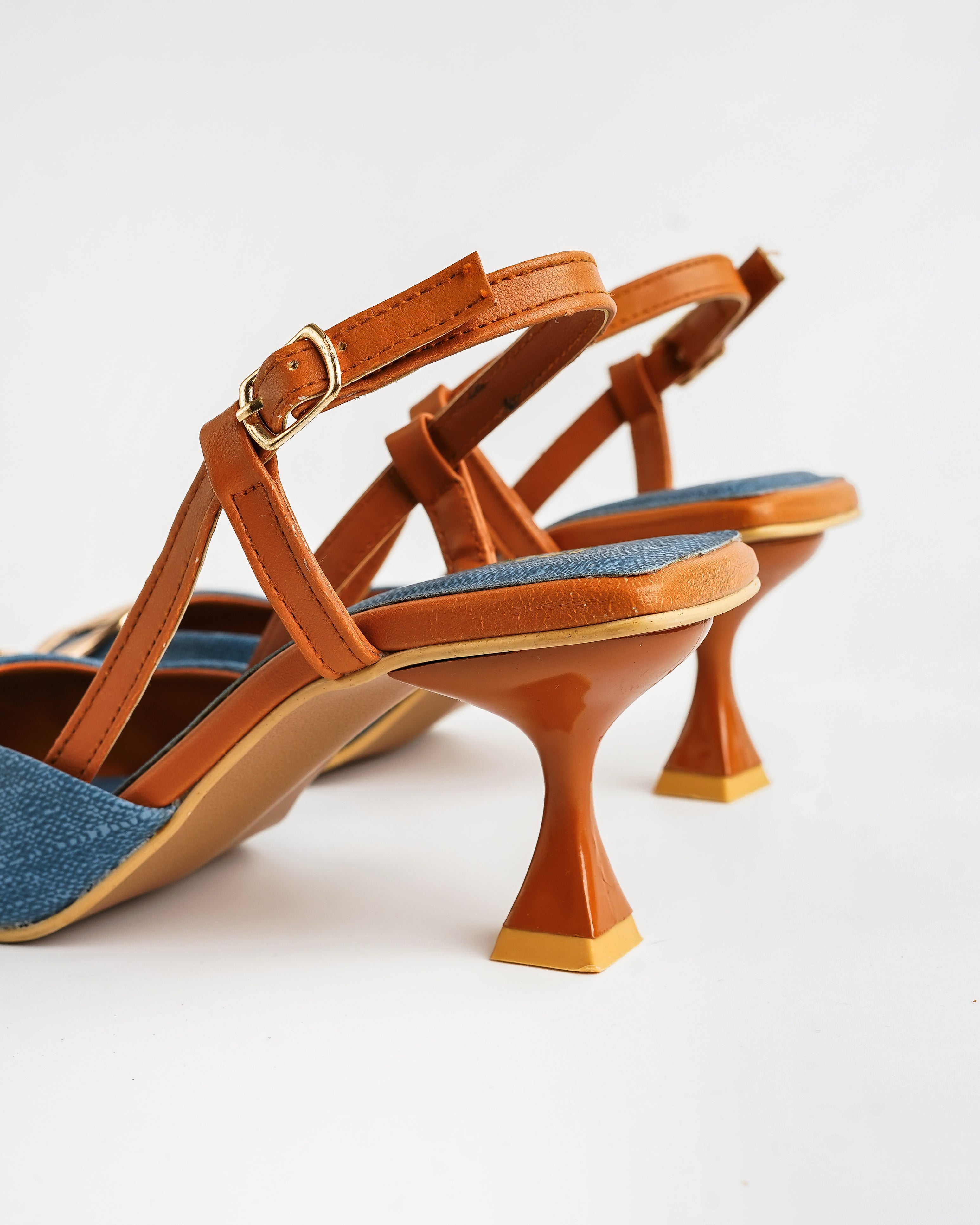 Dahlia Denim heel
