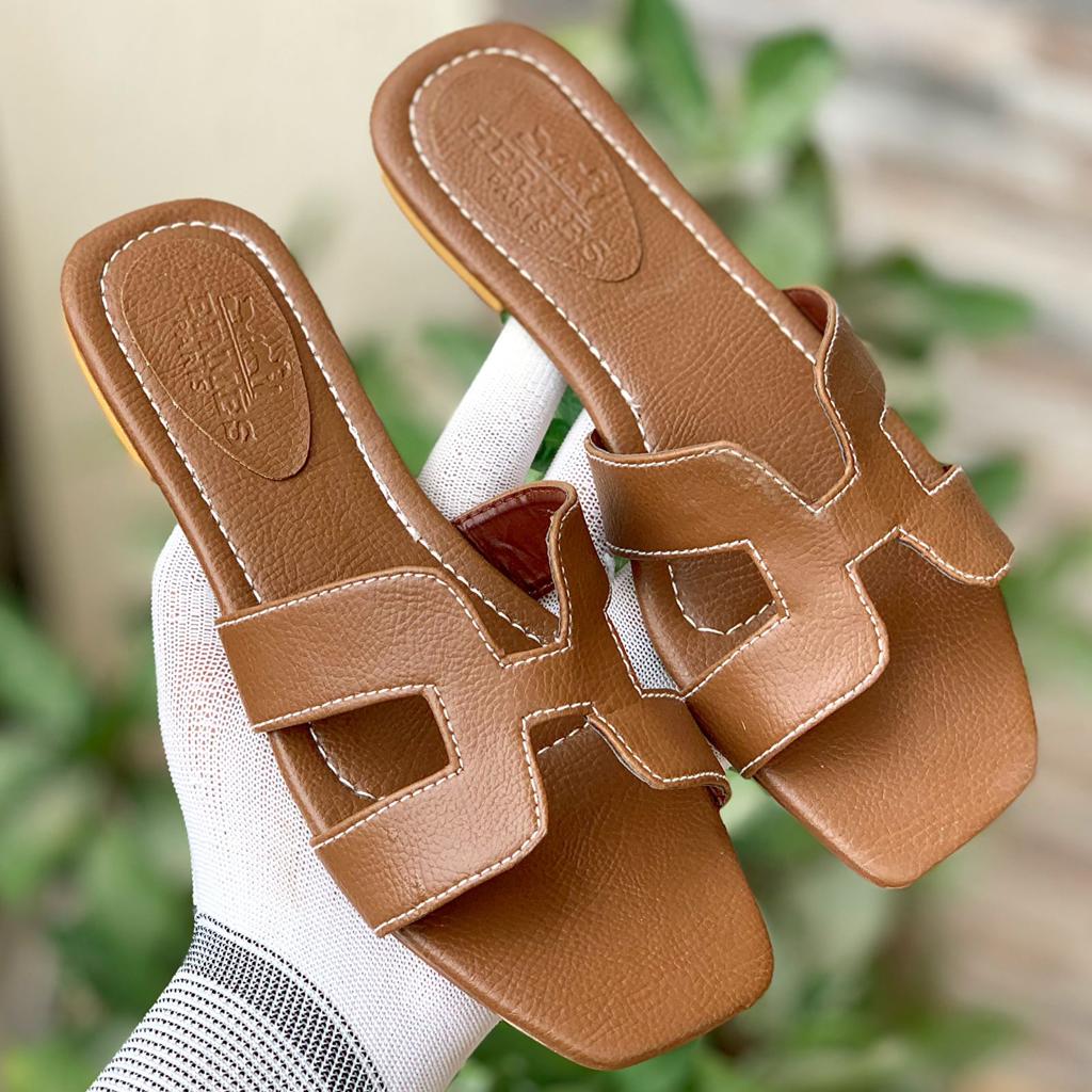 CELIA Beige
