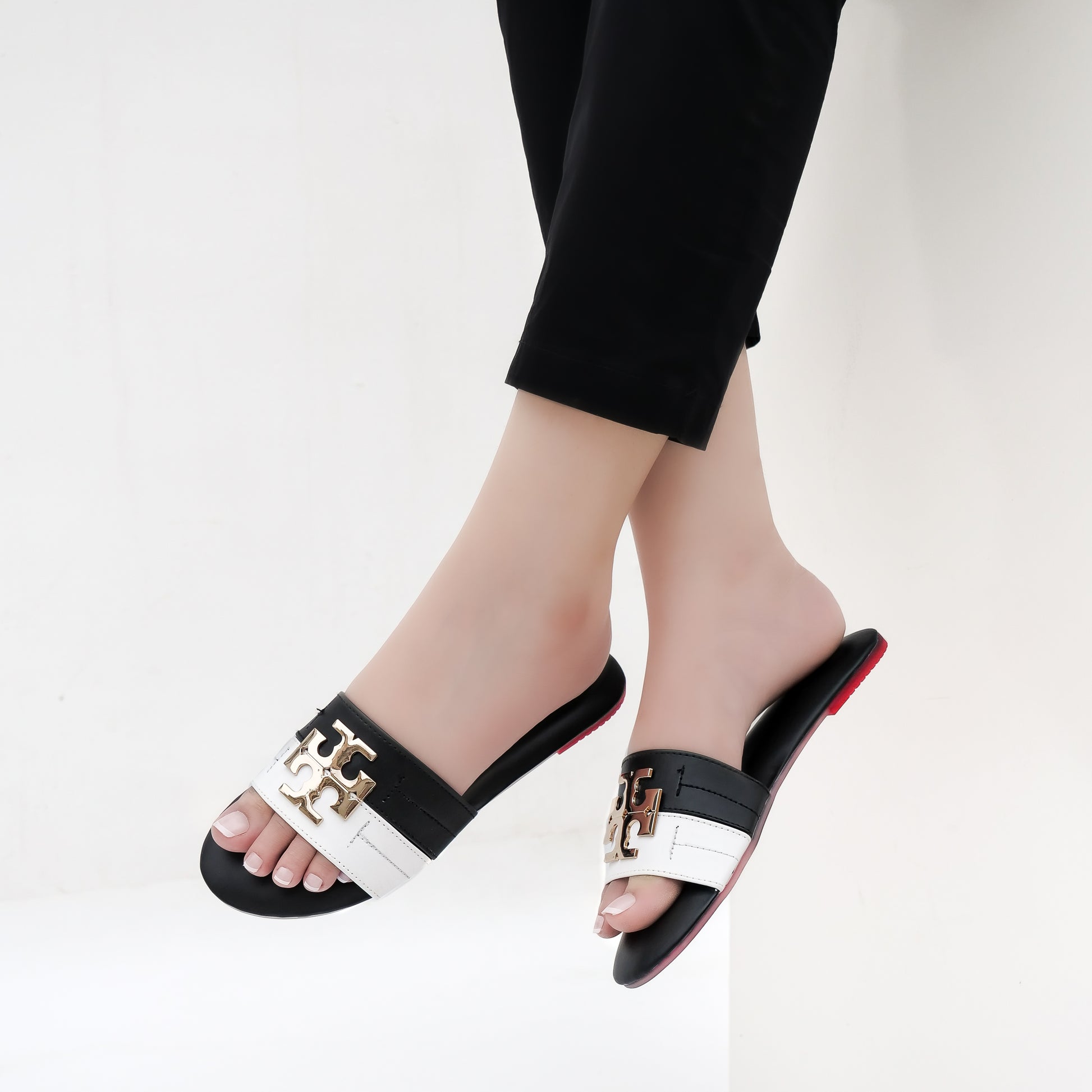 Comfy - Black