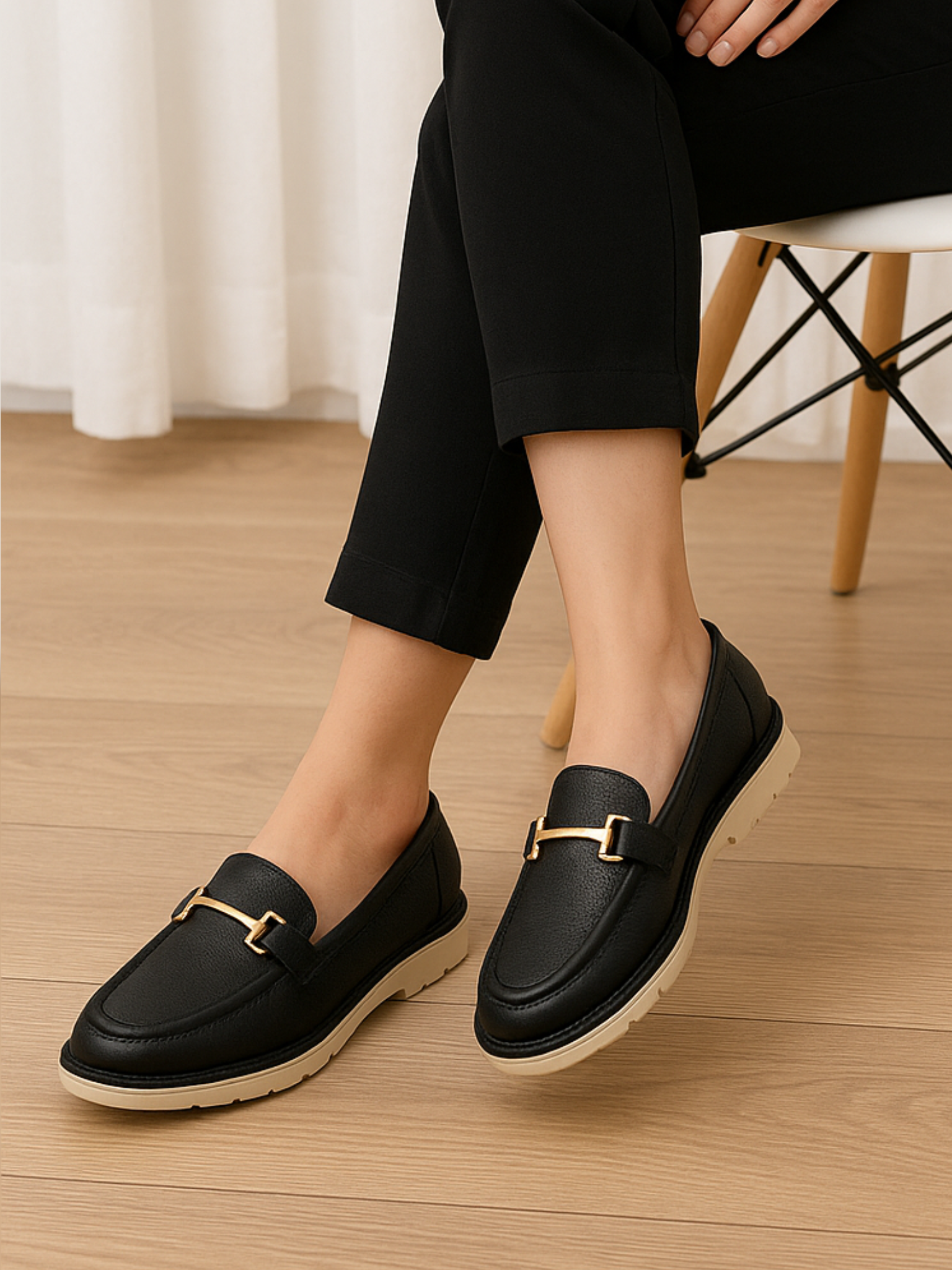 Chester Moccasins - Black