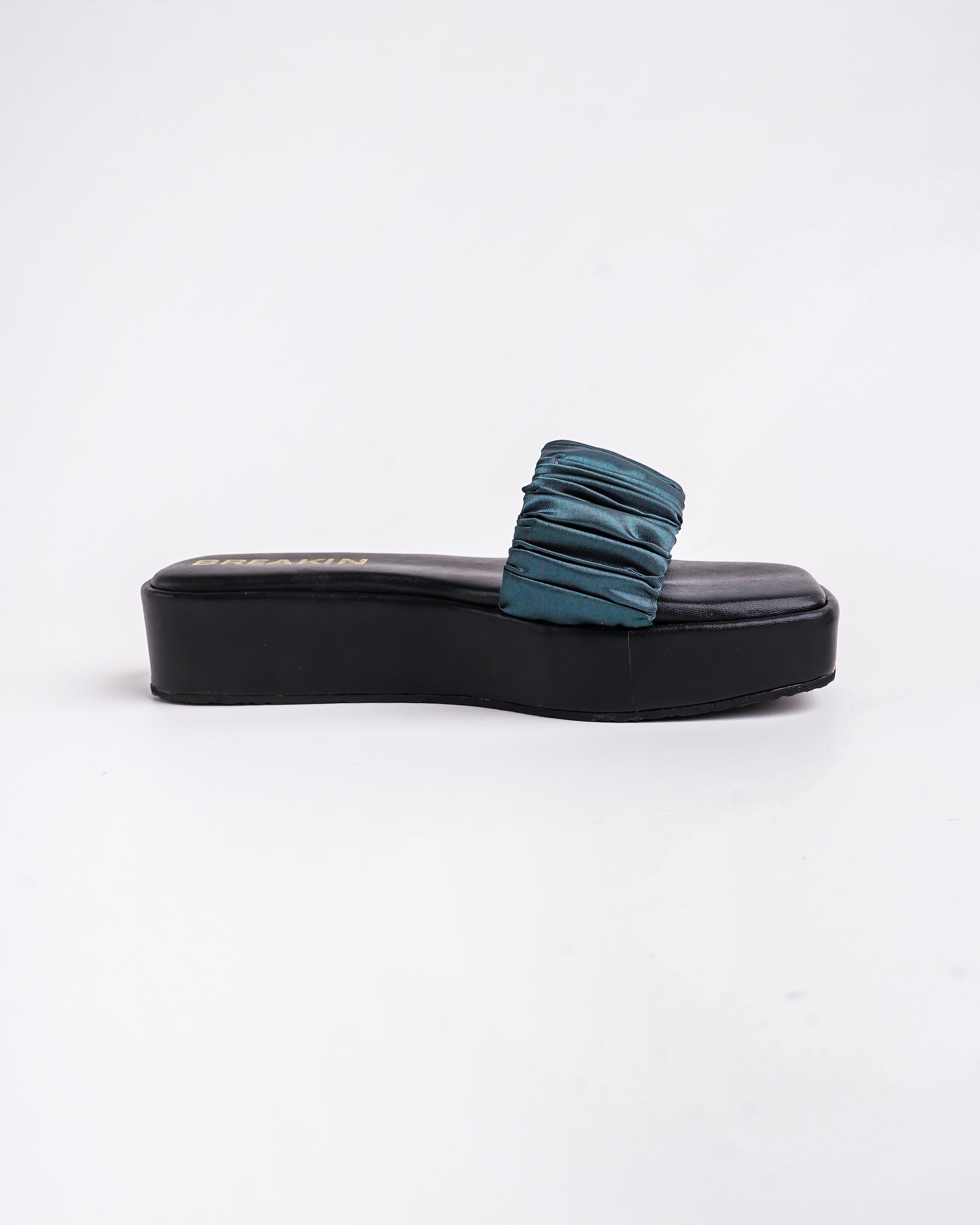 EVERLY Black (No Exchange No Refund)