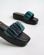 EVERLY Black (No Exchange No Refund)