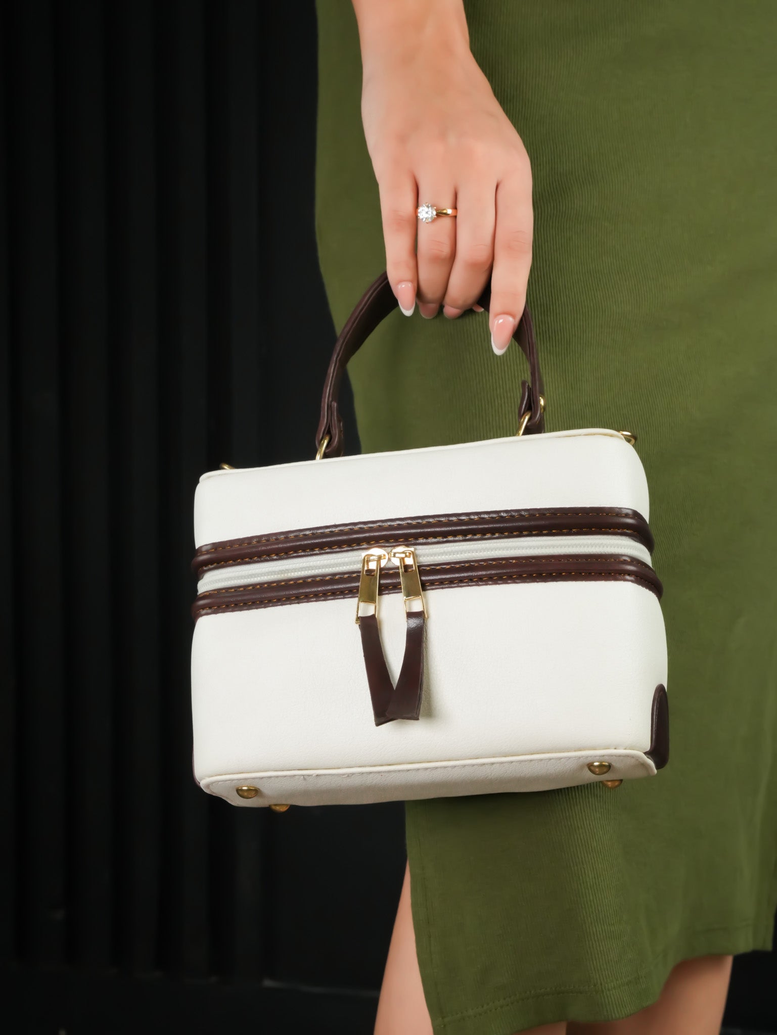 Vanity Canvas bag