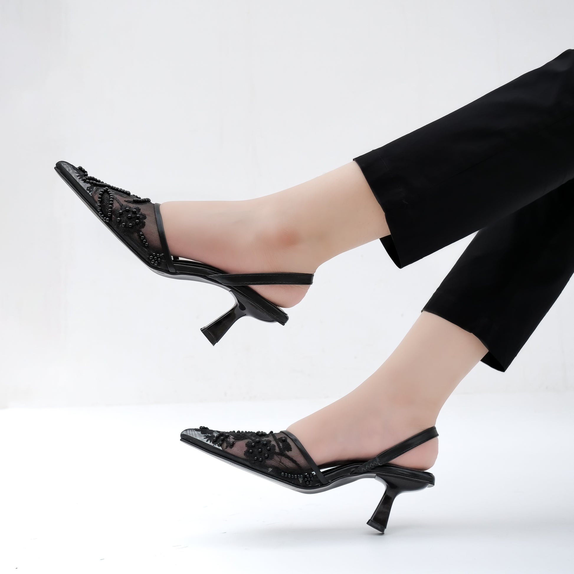 Wren Pearl Embroidery Black
