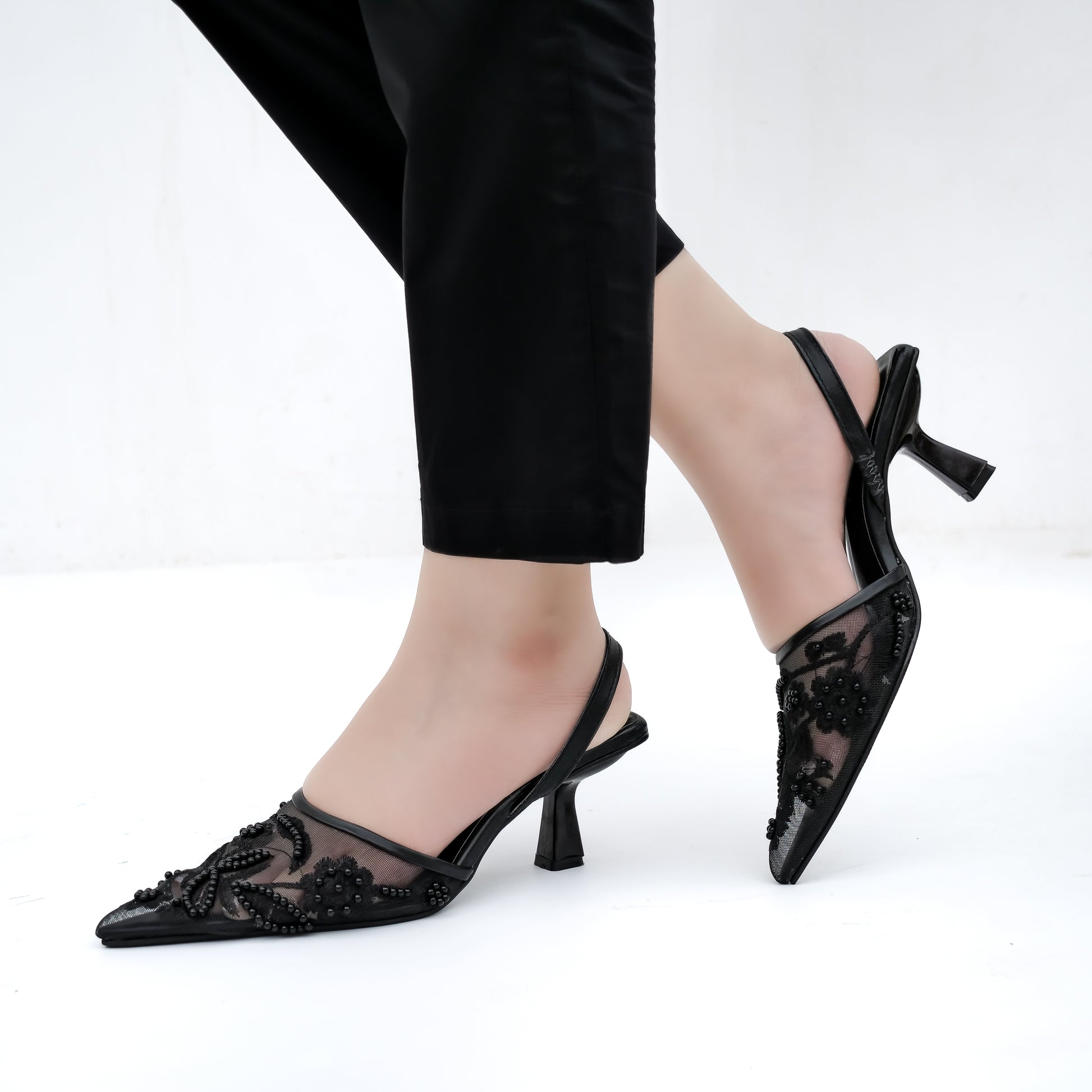 Wren Pearl Embroidery Black