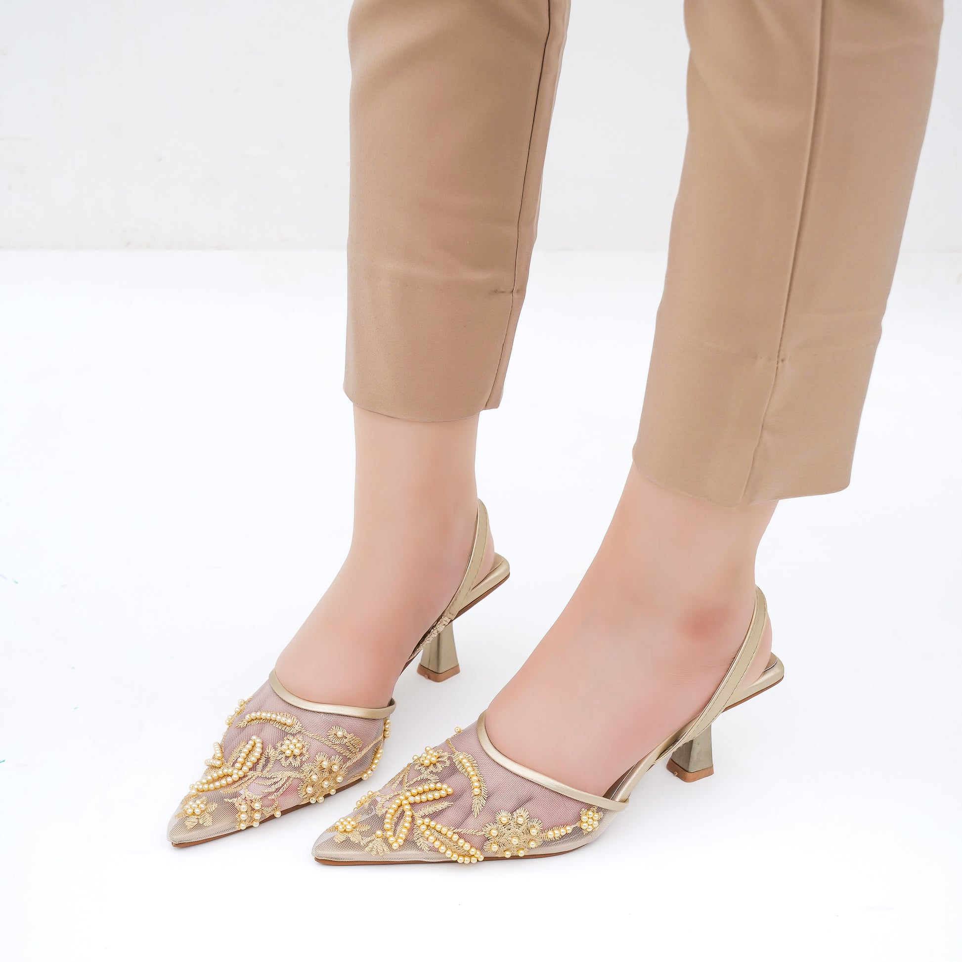 Wren Pearl Embroidery - Golden