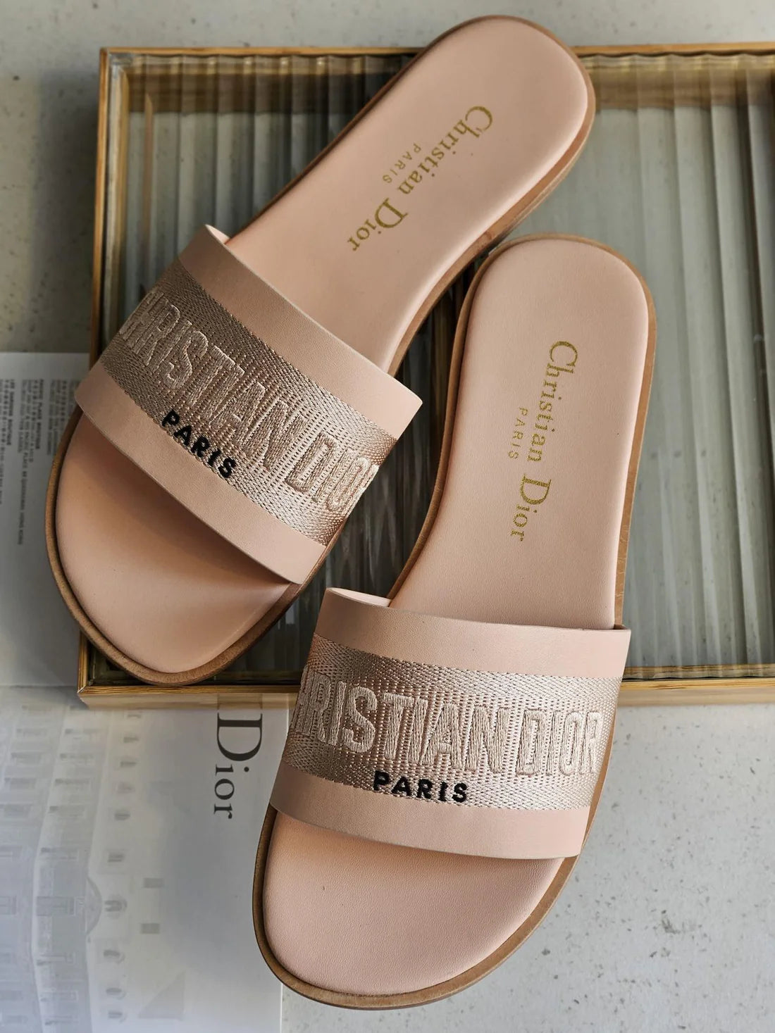 Vogue - Pink